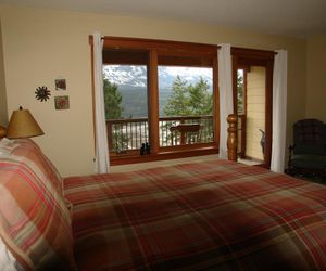 Le Beausoleil Bed and Breakfast Golden Canada