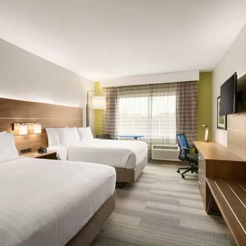 Photo of Holiday Inn Express & Suites Salisbury, an IHG Hotel