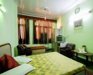 Hotel Woodland Deluxe Delhi City India