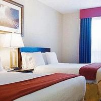 Holiday Inn Express Hotel & Suites Edson