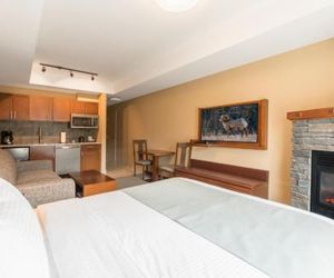 Falcon Crest Lodge by CLIQUE Canmore Canada