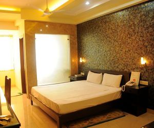 Prince Polonia Hotel Delhi City India