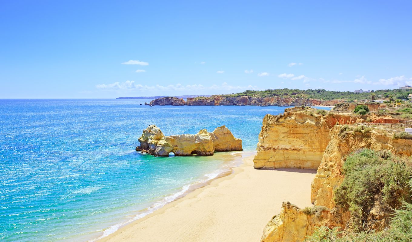 How to get from Lisbon to Portimão