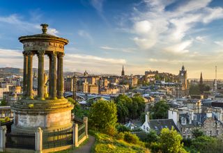 Cheap Flights to Edinburgh
