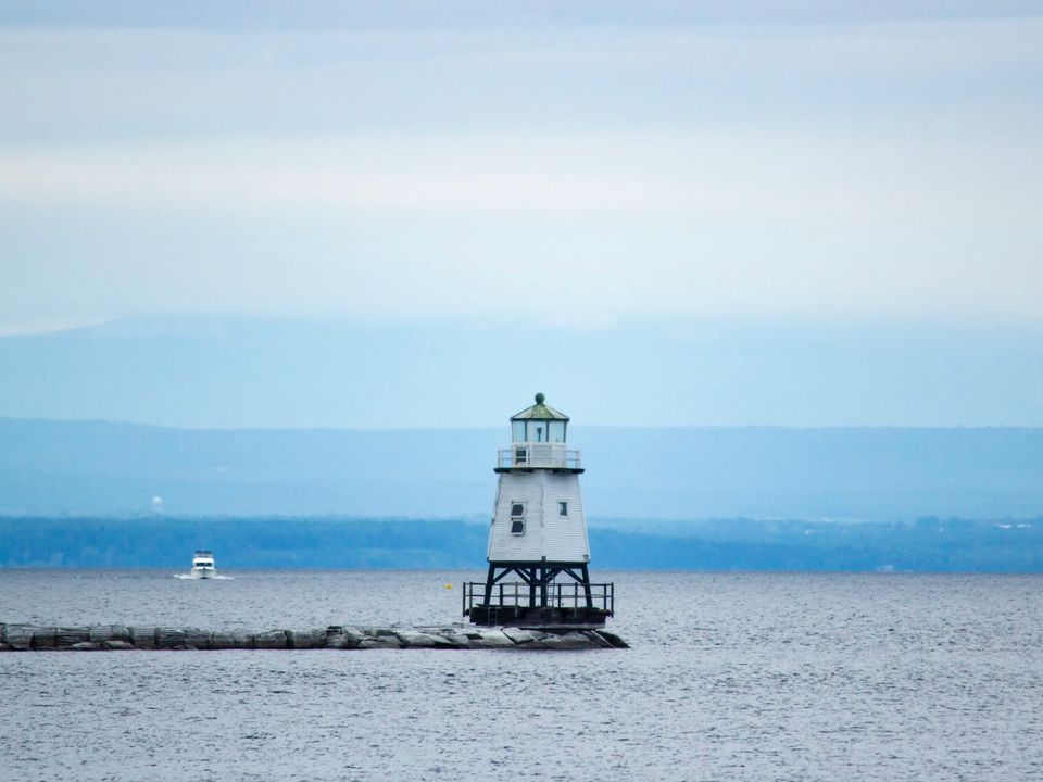 Burlington Airport Flights