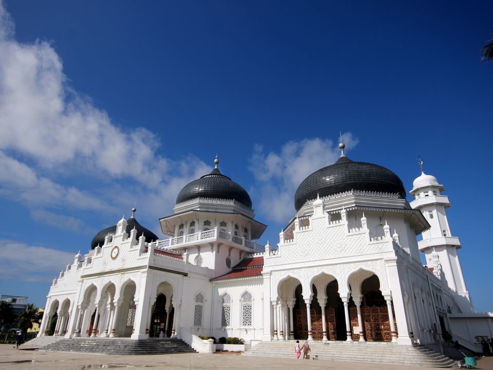 Sultan Iskandar Muda International Airport Flights