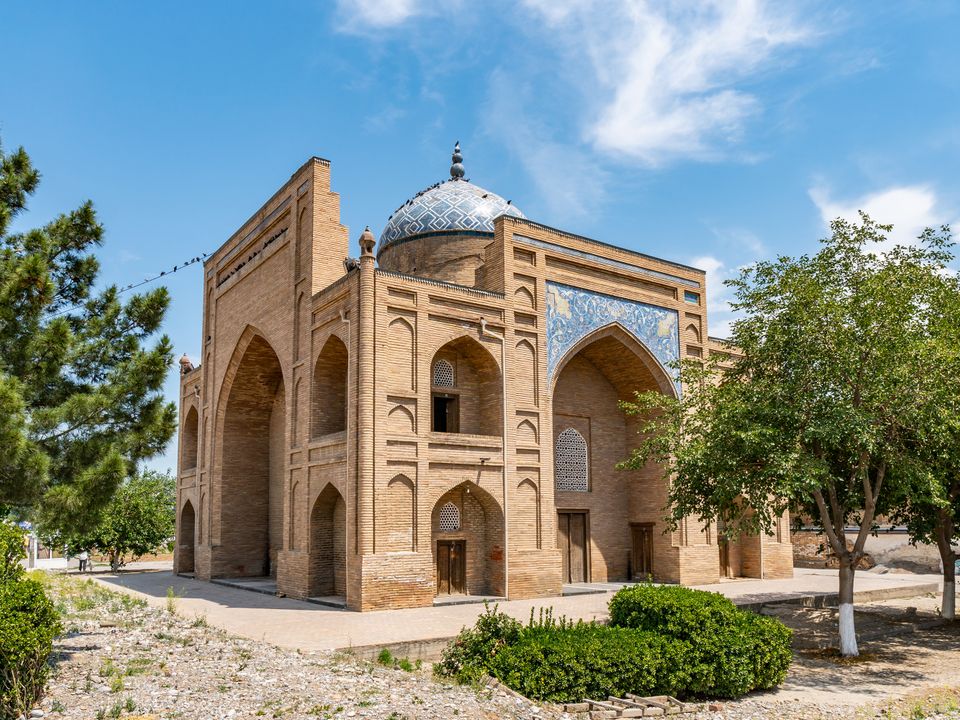 Khujand Airport Flights